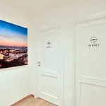 게스트하우스 Coral Bay Charming House
