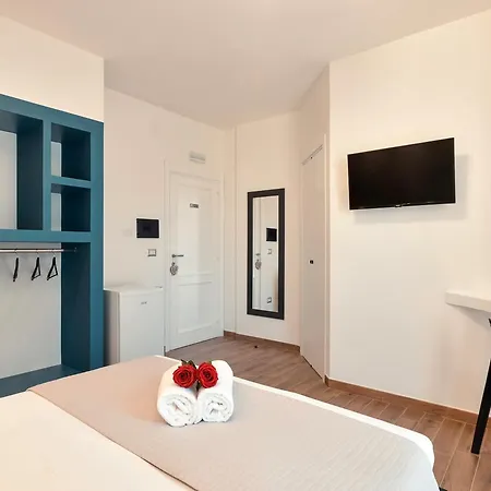 Coral Bay Charming House Pensión 3*